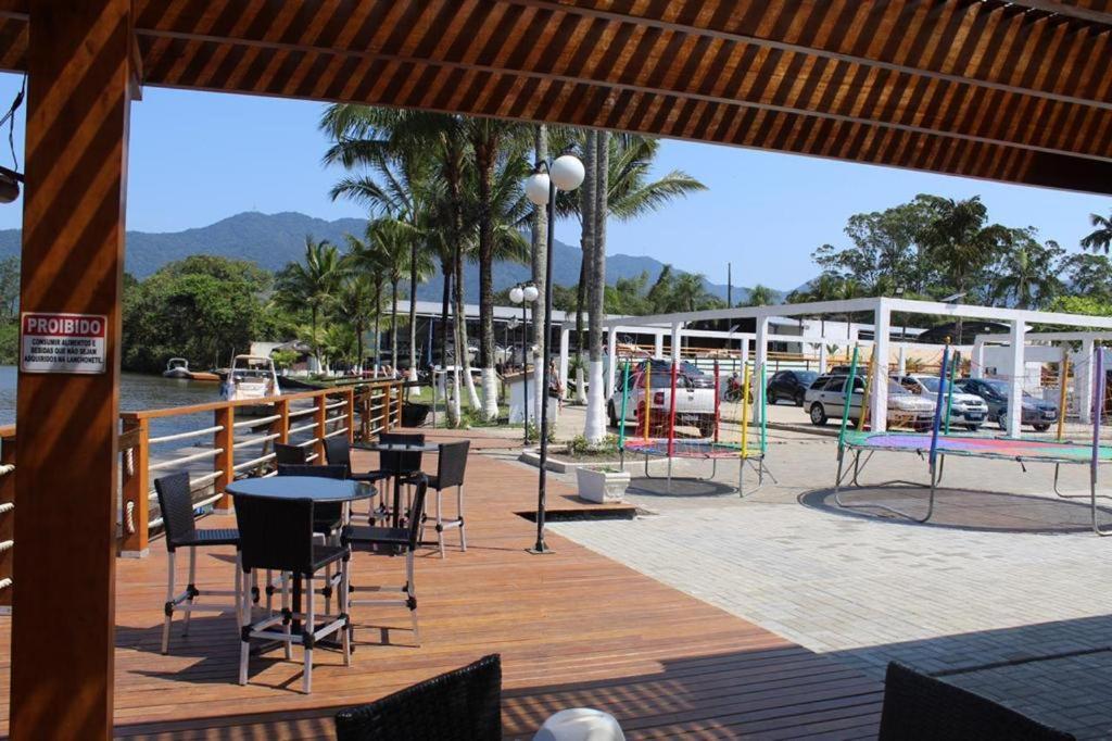 Vai Da Pesca Hotel E Marina Caraguatatuba Exteriör bild
